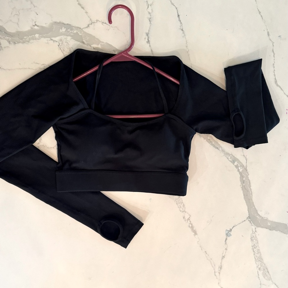Small Halara Long Sleeve Crop Top